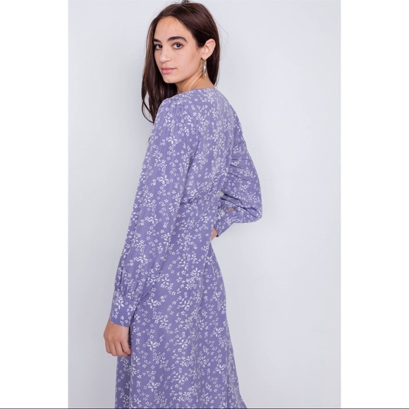 Lavender Long Sleeve Floral Midi Dress - Picture 3 of 4